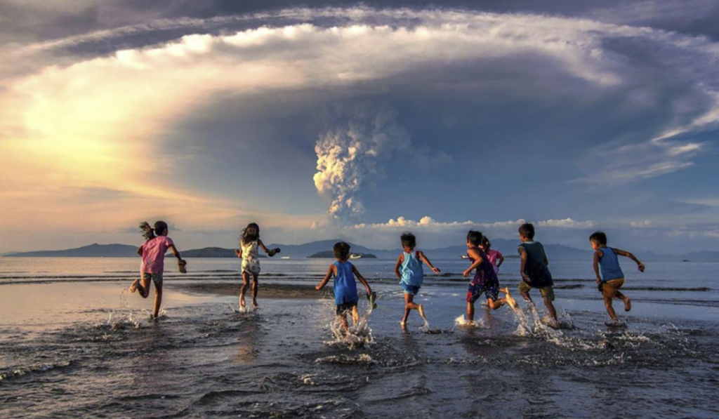 núi lửa taal Philippines